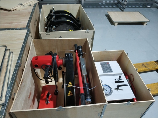 เครื่องเชื่อมไฮดรอลิกเทอร์โมฟิวชั่นก้นฟิวชั่นสำหรับท่อ PP PE PVDF