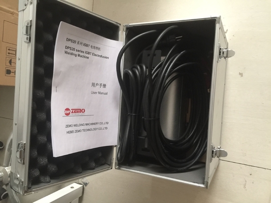 เครื่องเชื่อมโพลีแบบแมนนวล 110V เครื่องเชื่อมท่ออิเล็กโทรฟิวชันแรงดันคงที่